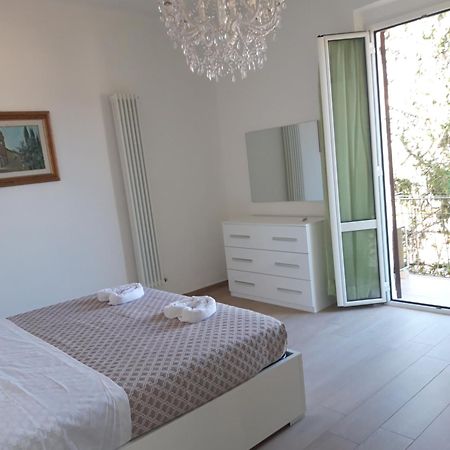 La Mimosa Di Andrea Apartment La Spezia Bagian luar foto