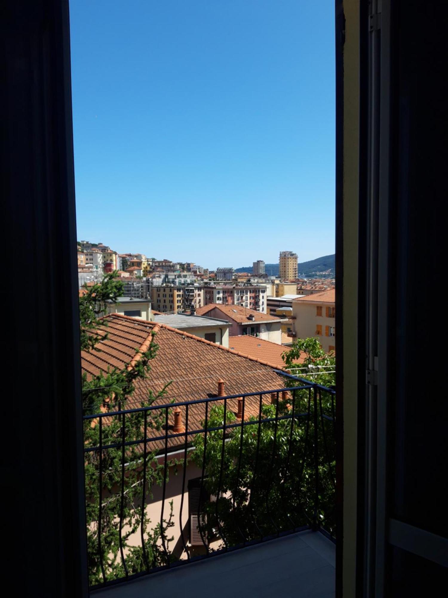 La Mimosa Di Andrea Apartment La Spezia Bagian luar foto